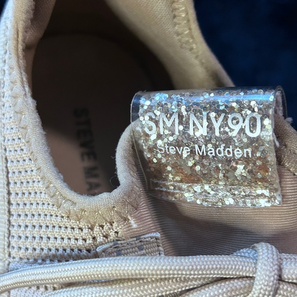 Steve Madden Maxima Rhinestone Embellished Sneakers Size 5M - Picture 6 of 9